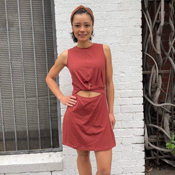 HALARA Dresses & Skirts - Halara Orange cutout workout dress / fits like a size small